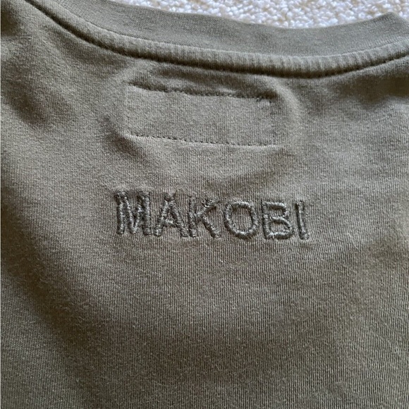 Makobi Men’s Army Green T Shirt With Pleats And Zippers Size Large - Picture 11 of 11